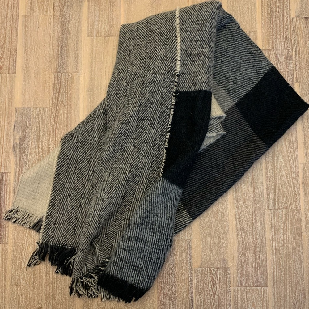 Cozy Dynamite Blanket Scarf